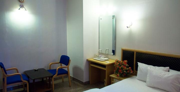 Oyo 539 Hotel Pearl Inn Bangalore Buitenkant foto