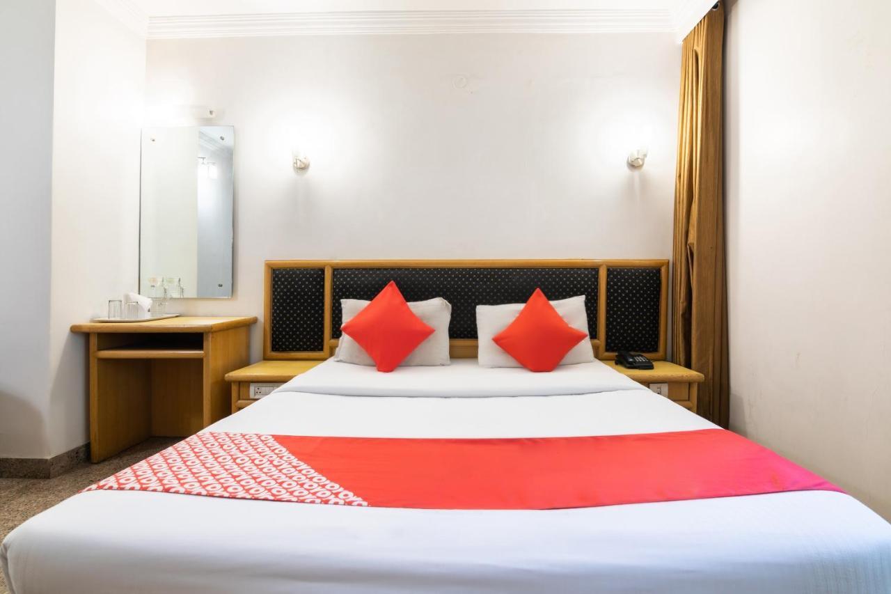 Oyo 539 Hotel Pearl Inn Bangalore Buitenkant foto
