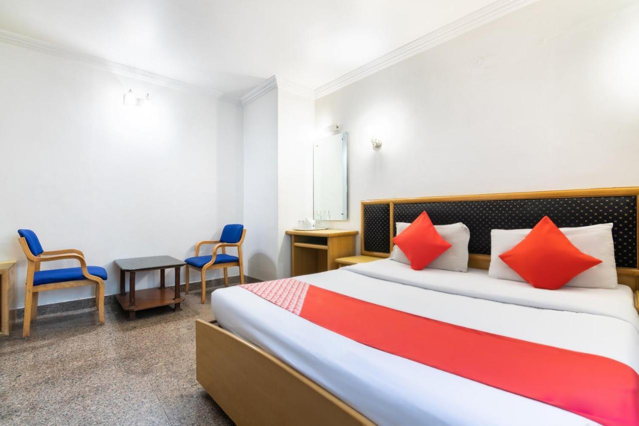 Oyo 539 Hotel Pearl Inn Bangalore Buitenkant foto